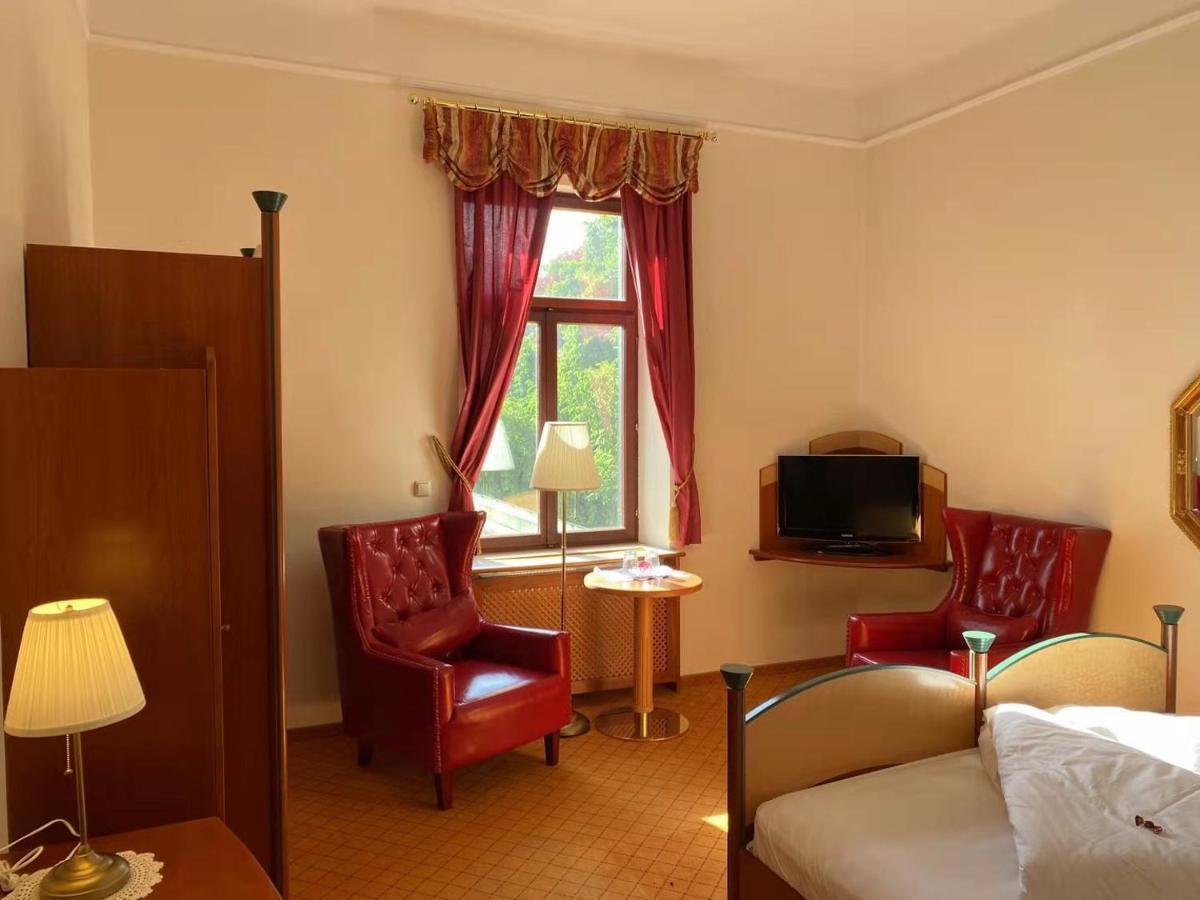 Hotel Kaiser Franz Josef มิลชตัทท์ ภายนอก รูปภาพ