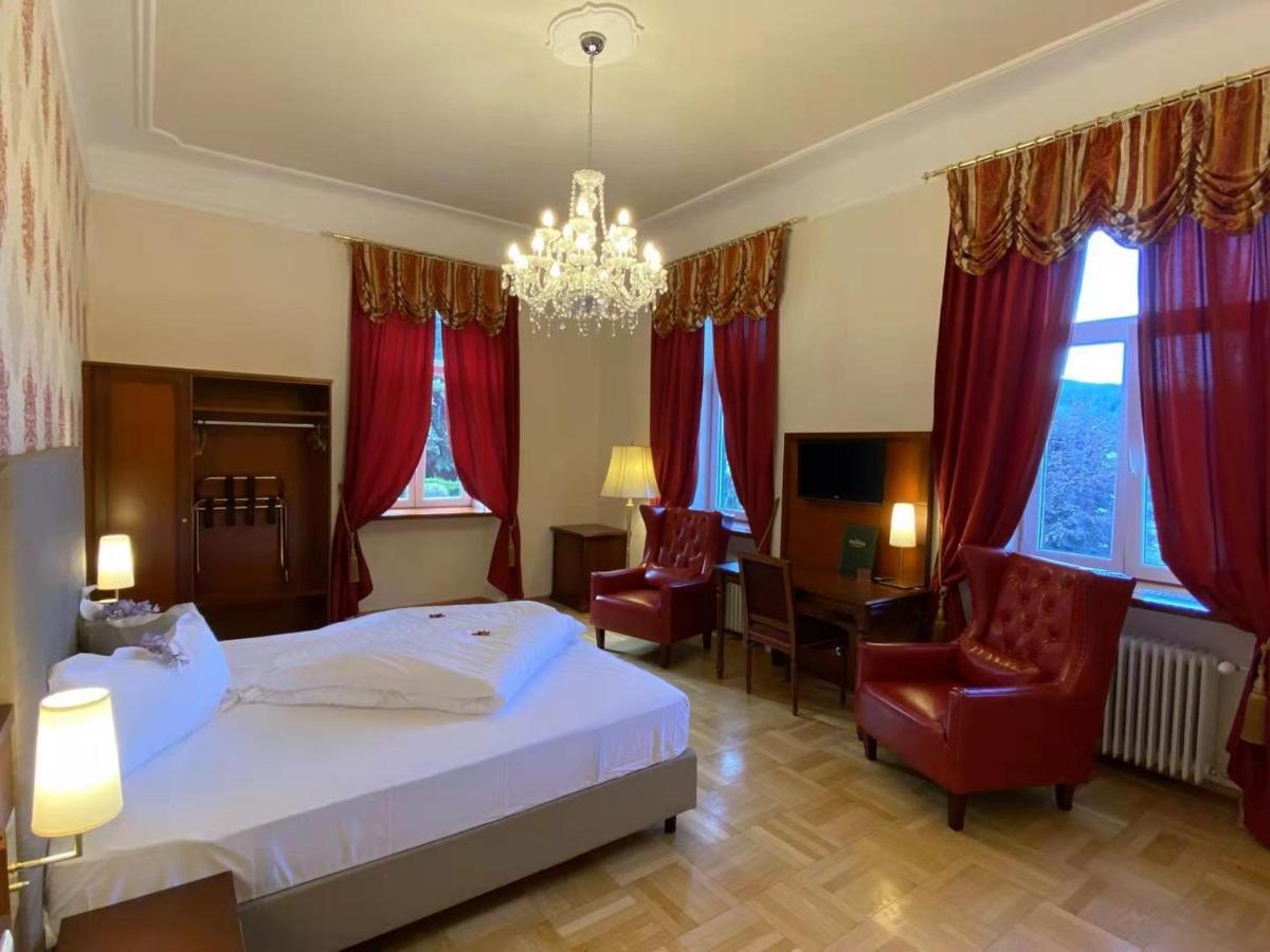 Hotel Kaiser Franz Josef มิลชตัทท์ ภายนอก รูปภาพ