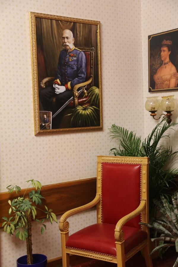 Hotel Kaiser Franz Josef มิลชตัทท์ ภายนอก รูปภาพ